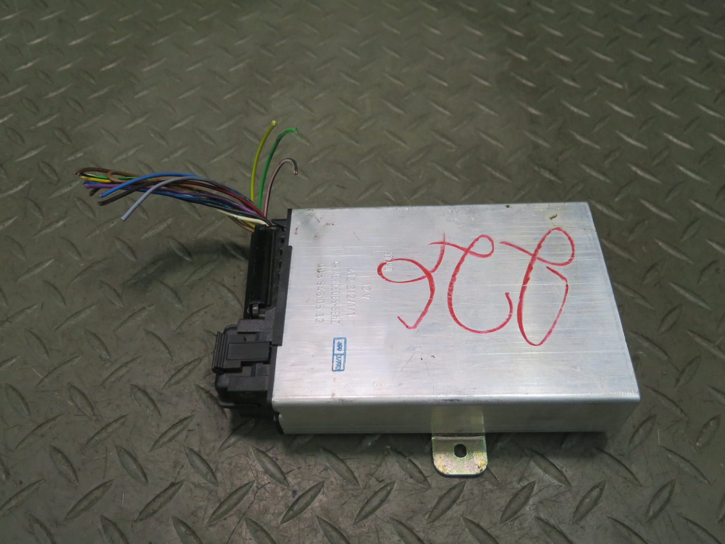86-91 Mercedes W126 560SEL Cruise Control Module Unit 0055450532 OEM