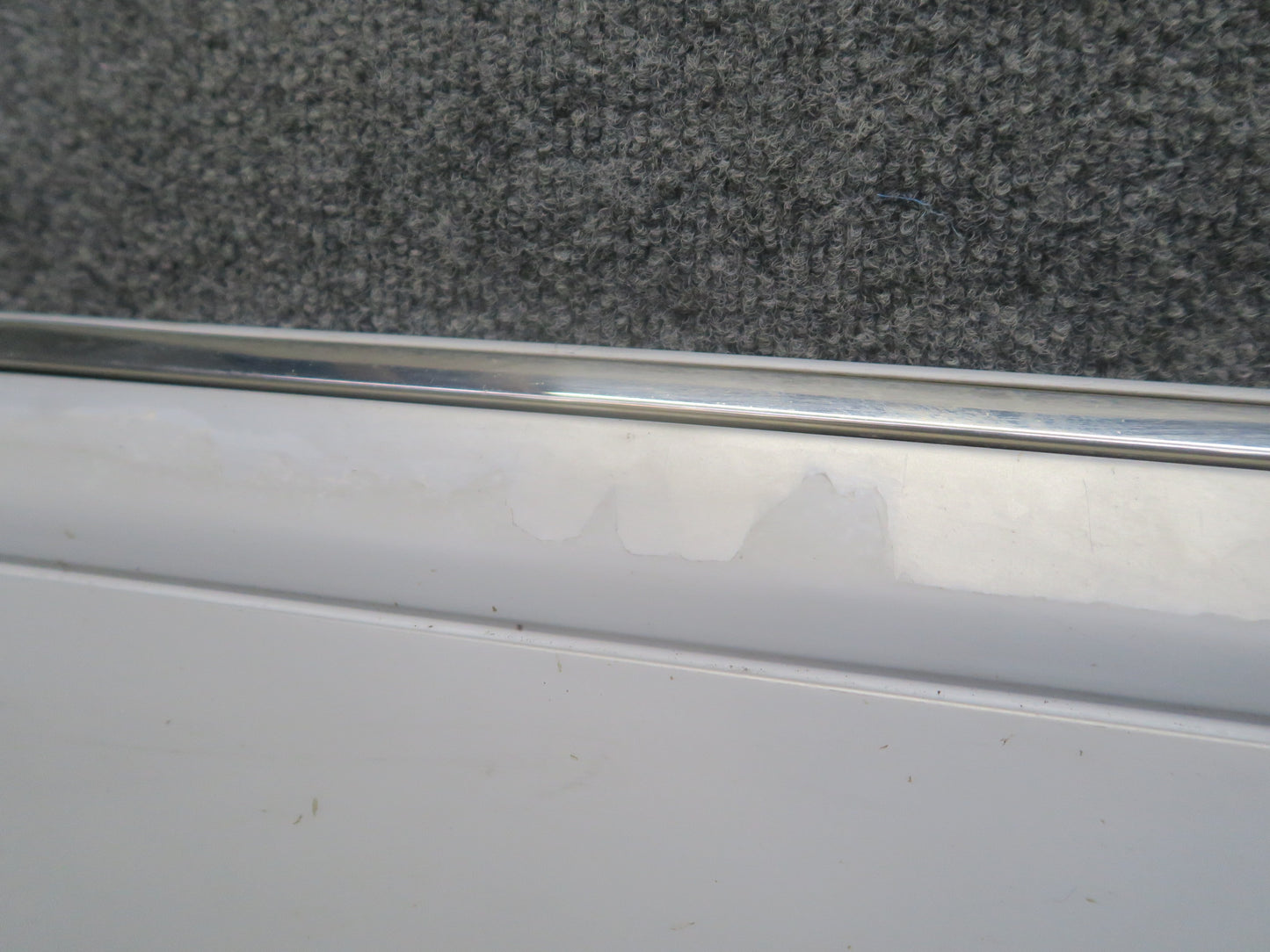 86-91 Mercedes W126 560SEL Sedan Set of 4 Left Fender Door Quarter Molding OEM