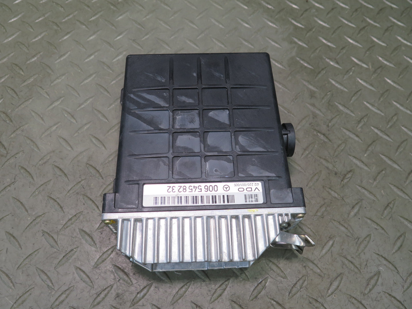 1991 Mercedes W126 560SEL 5.6L M117 Engine ECU ECM Control Module 0065458232 OEM