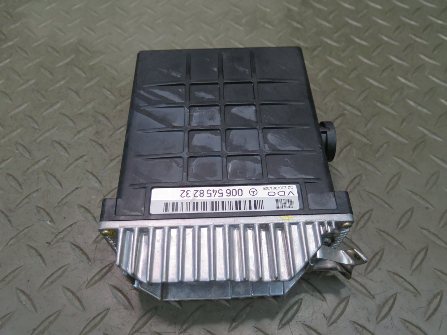 1991 Mercedes W126 560SEL 5.6L M117 Engine ECU ECM Control Module 0065458232 OEM