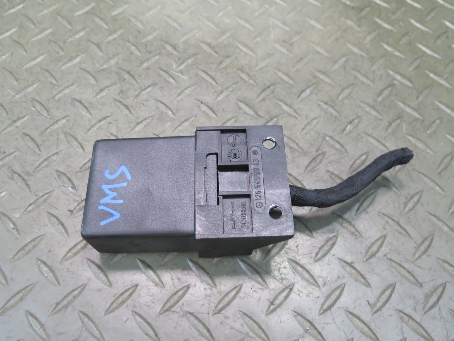 86-91 Mercedes W126 C126 560SEL Idle Speed Control Relay Module 0065458532 OEM