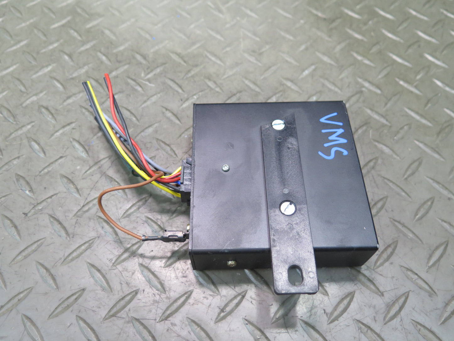86-91 Mercedes W126 C126 560SEC 560SEL Radio Stereo AMP Amplifier 1268201889 OEM