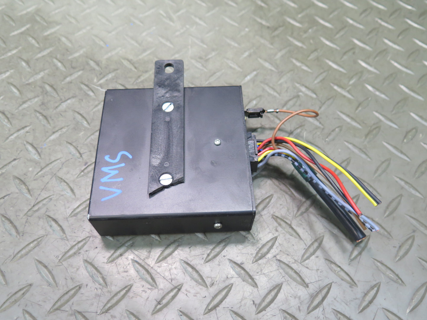 86-91 Mercedes W126 C126 560SEC 560SEL Radio Stereo AMP Amplifier 1268201889 OEM
