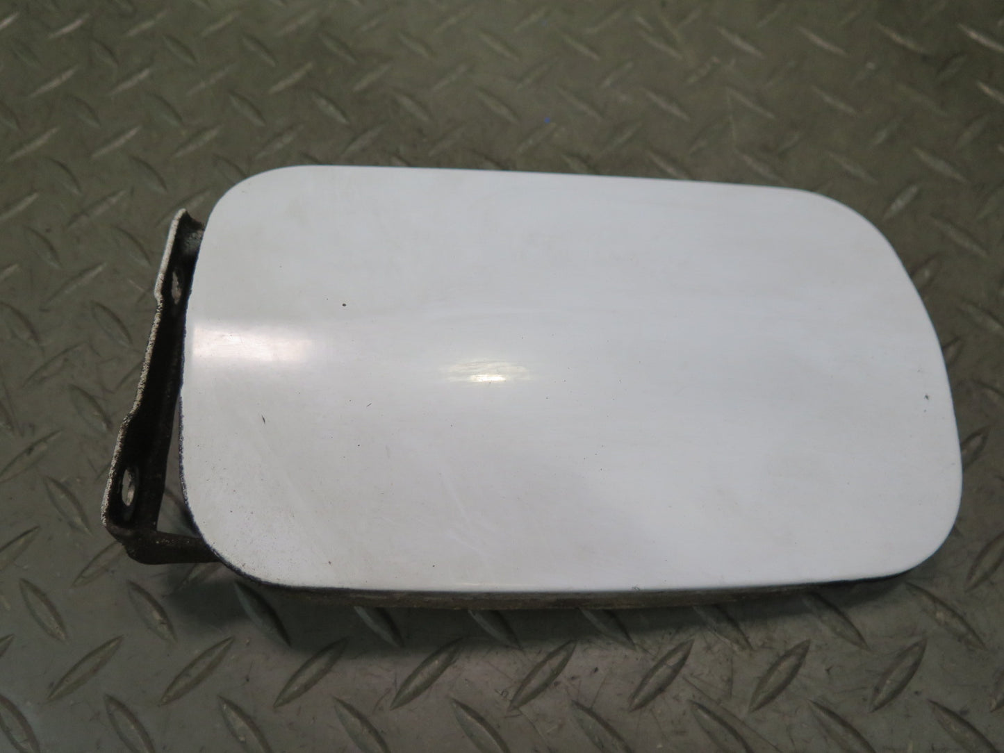 86-91 Mercedes W126 560SEL Fuel Tank Filler Door Lid Cover White OEM
