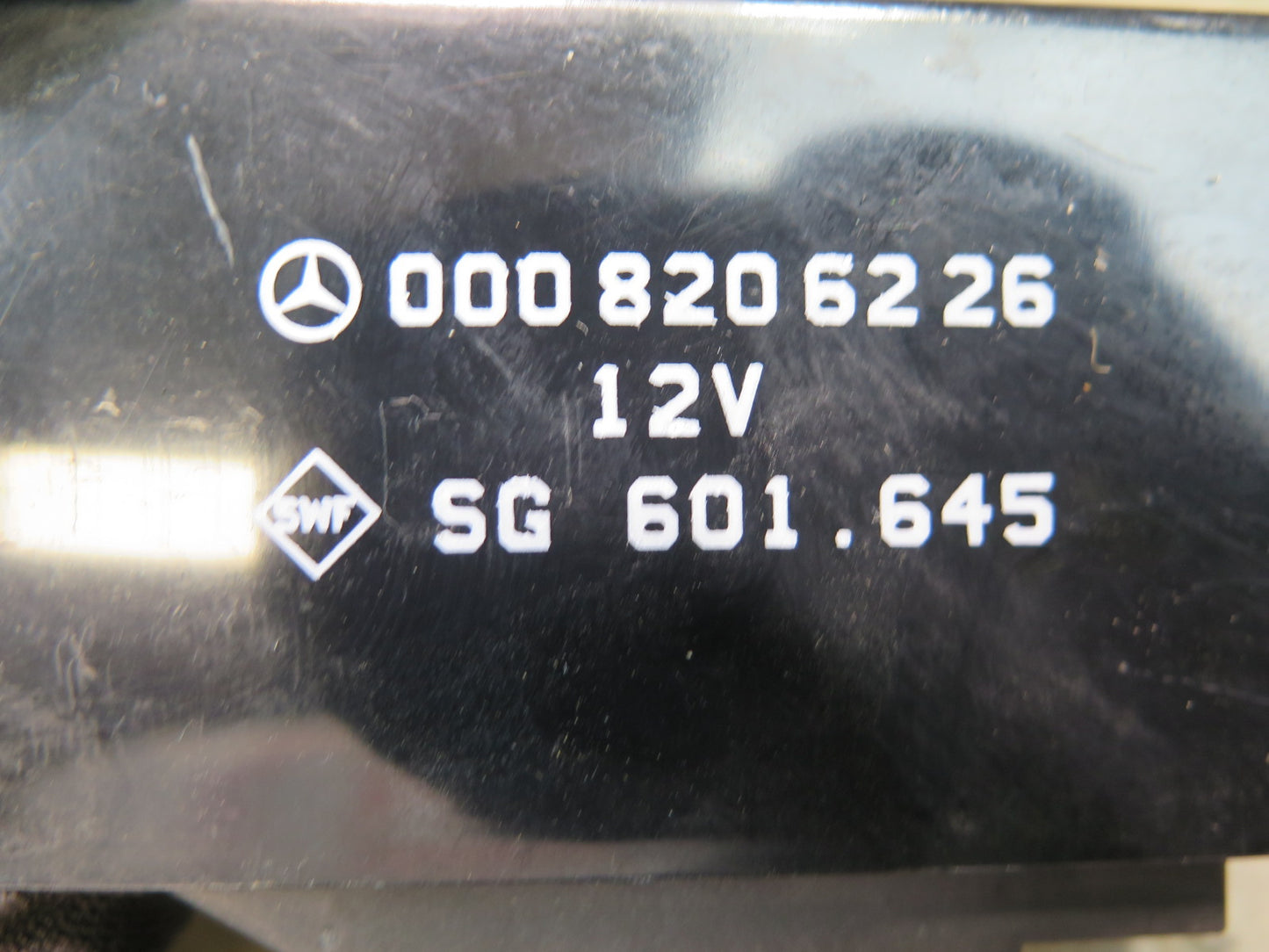 86-91 Mercedes W126 C126 560SEC 560SEL Heated Seat Control Module 0008206226 OEM