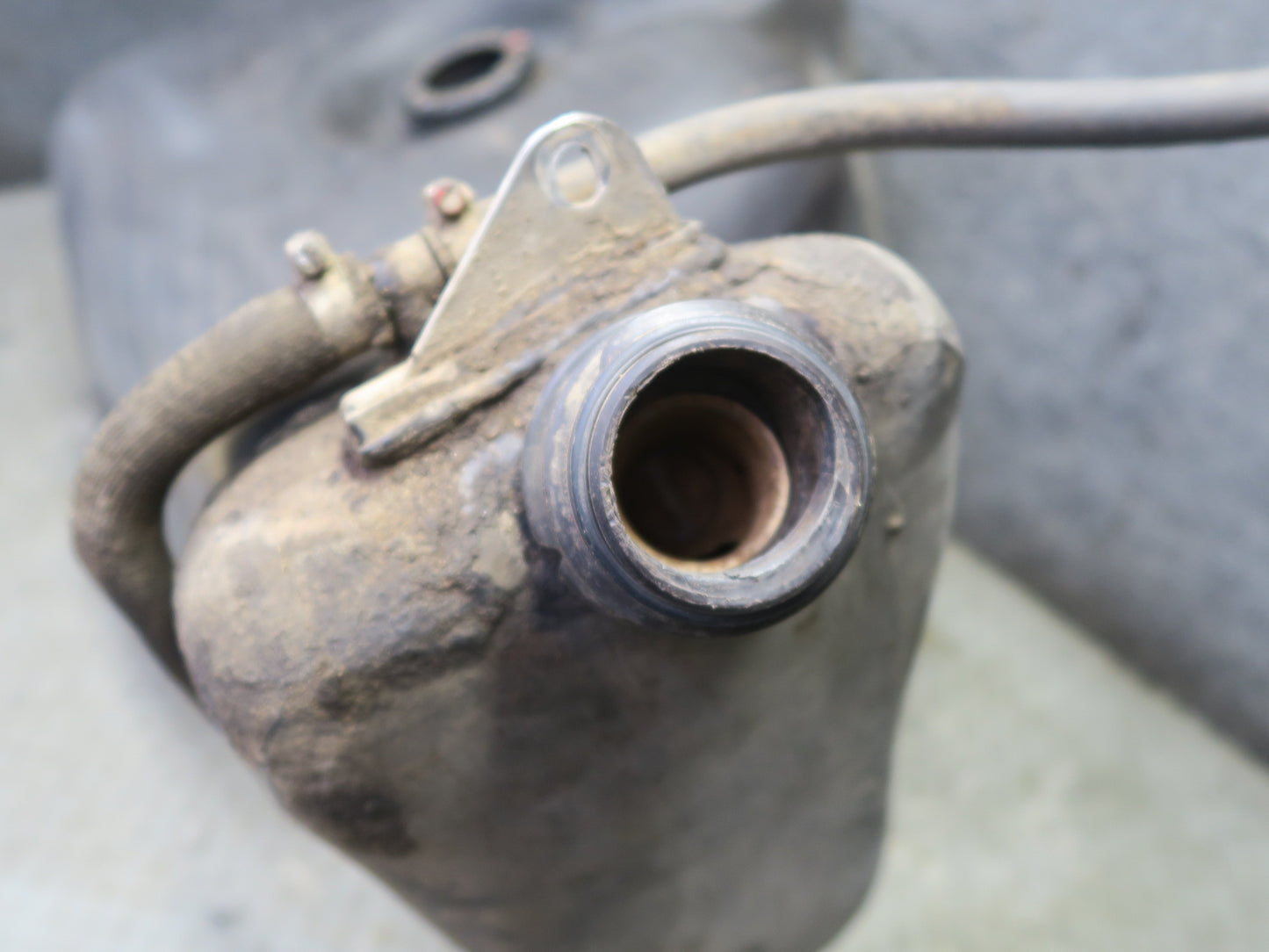1984-1995 Porsche 928 Fuel Tank Unit 59K Miles 92820100306