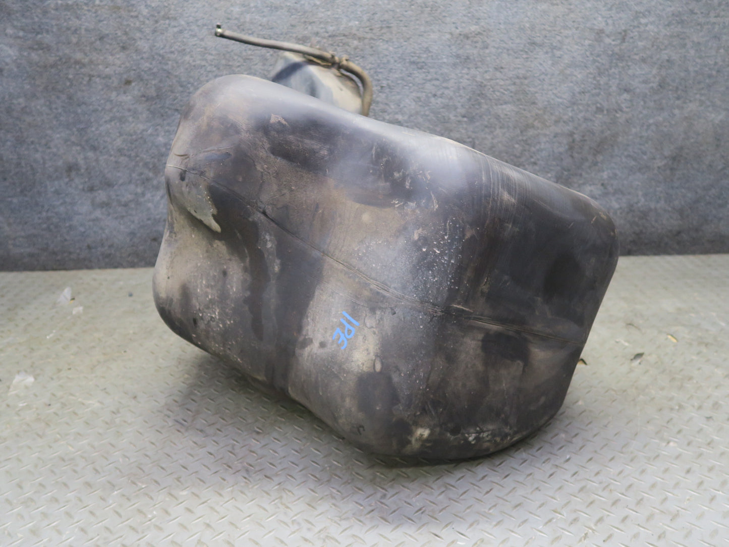 1984-1995 Porsche 928 Fuel Tank Unit 59K Miles 92820100306