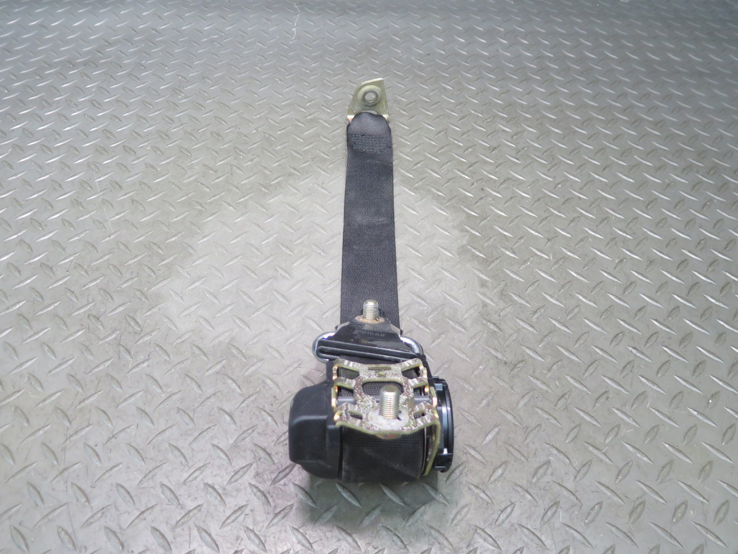 86-91 MERCEDES W126 560SEL SET OF 2 REAR RIGHT & LEFT SEATBELT RETRACTOR OEM
