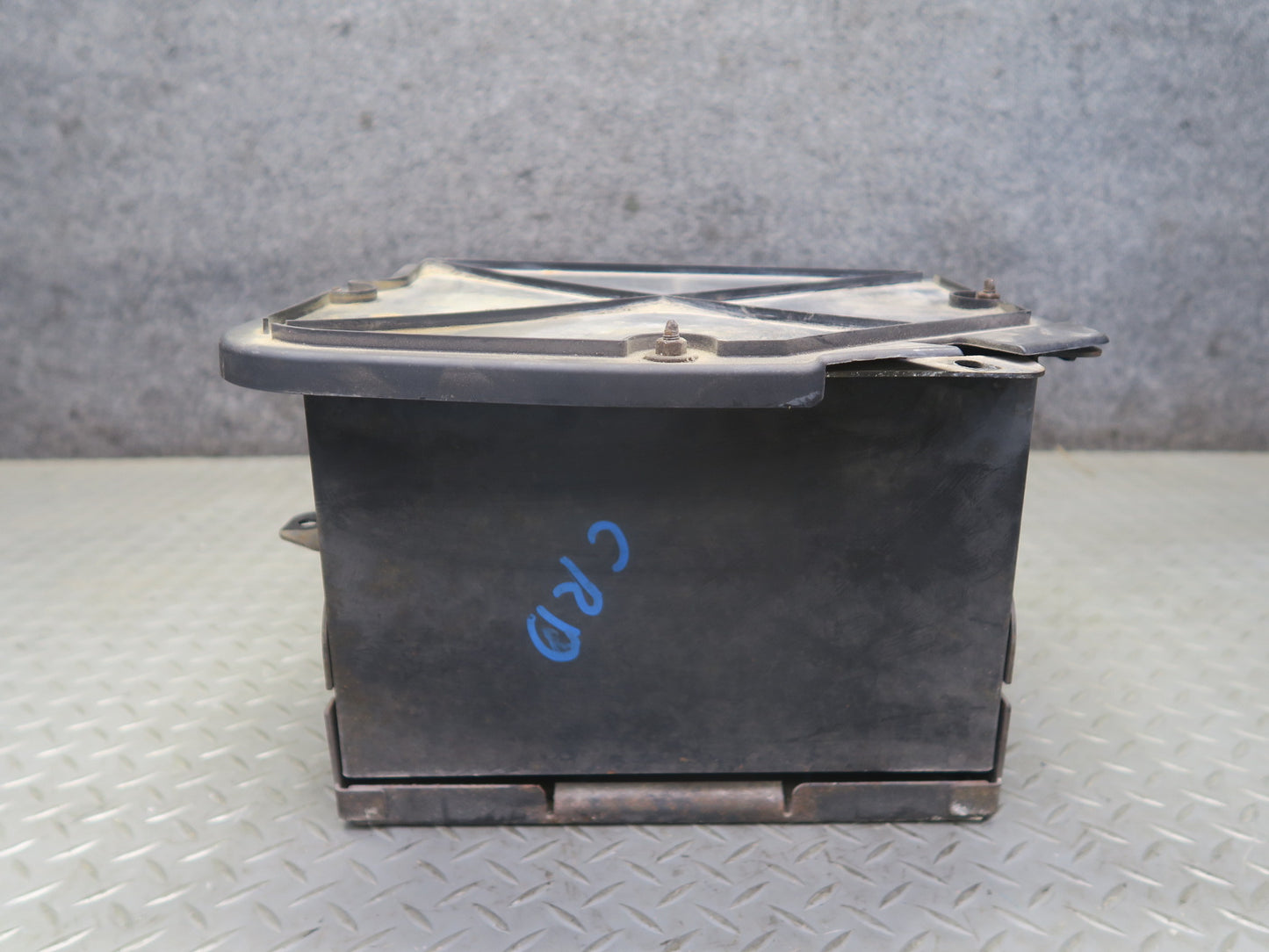 03-06 Chevrolet SSR Rear Under Truck BED Mounted Battery Box OEM