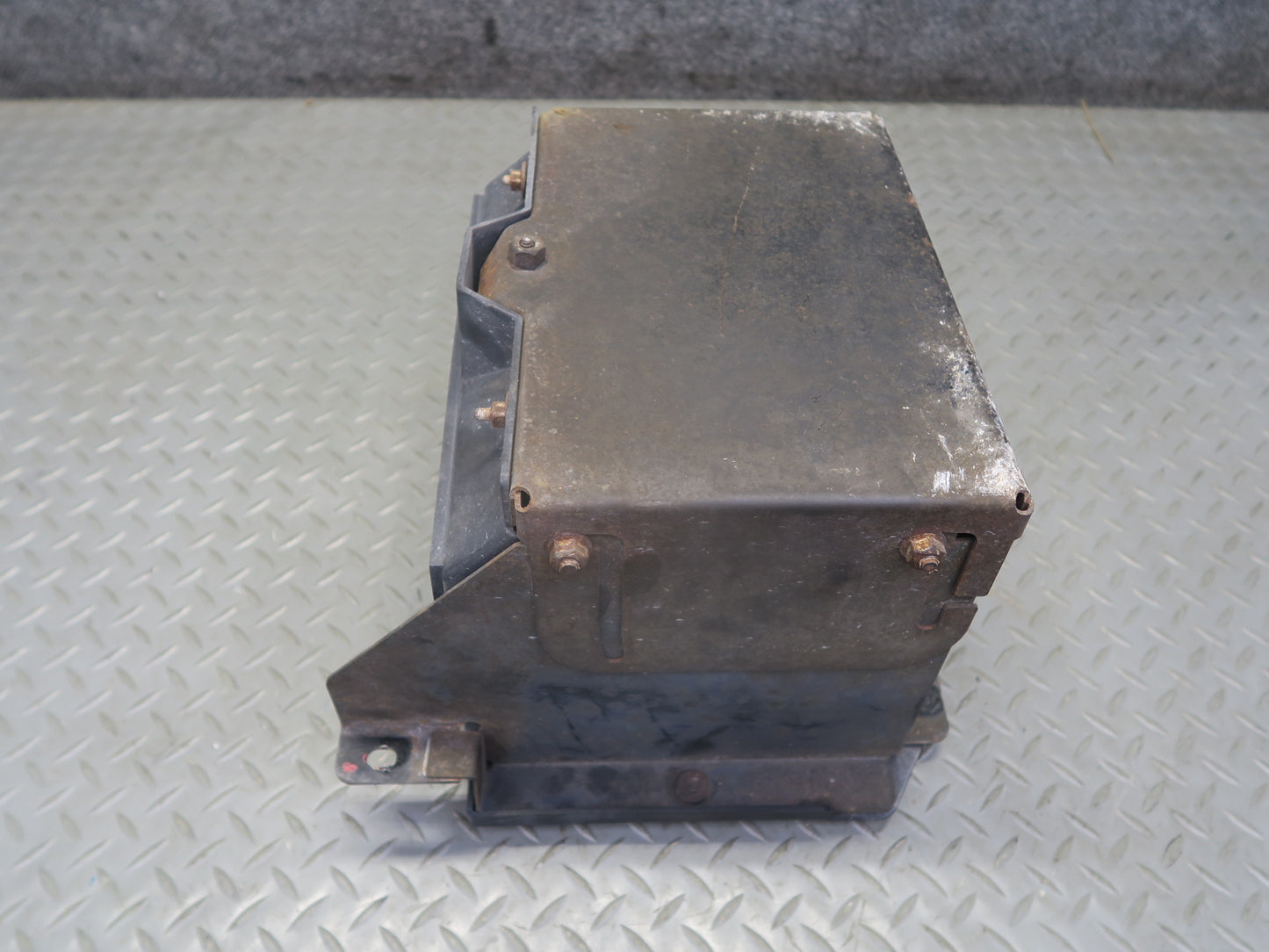 03-06 Chevrolet SSR Rear Under Truck BED Mounted Battery Box OEM