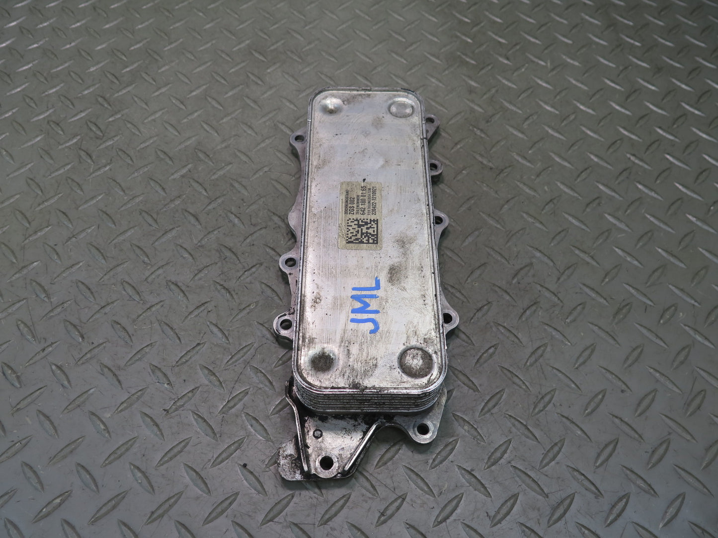 10-11 Mercedes W164 ML350 OM642 Diesel Bluetec Oil Cooler Heat Exchanger OEM