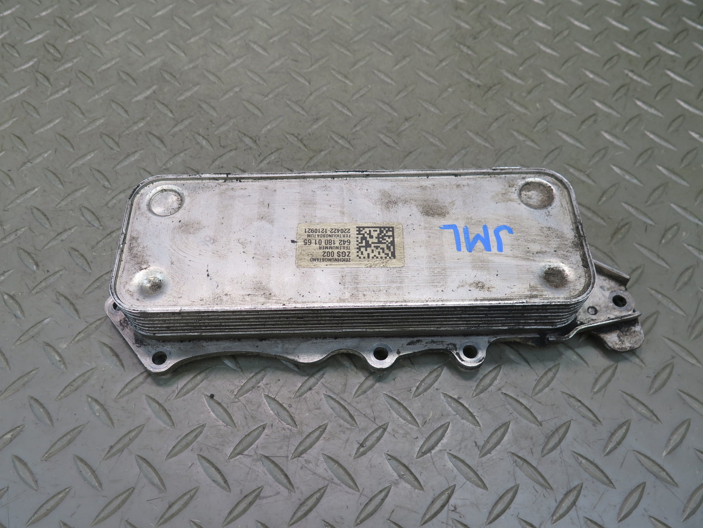 10-11 Mercedes W164 ML350 OM642 Diesel Bluetec Oil Cooler Heat Exchanger OEM