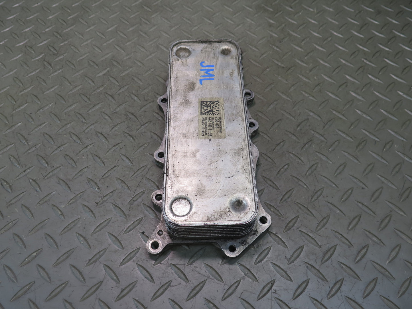 10-11 Mercedes W164 ML350 OM642 Diesel Bluetec Oil Cooler Heat Exchanger OEM