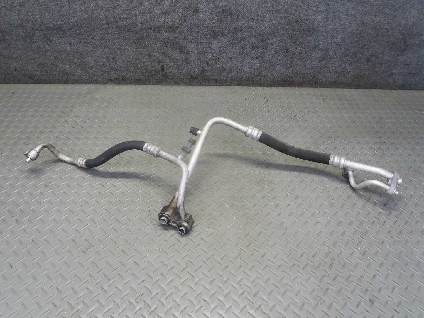 03-06 Chevrolet SSR A/C Air Conditioning Suction Discharge Hose Line Set OEM