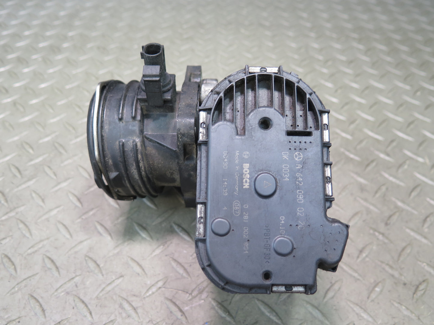 10-11 Mercedes W164 ML350 OM642 Bluetec Diesel Throttle Body Actuator w MAF OEM