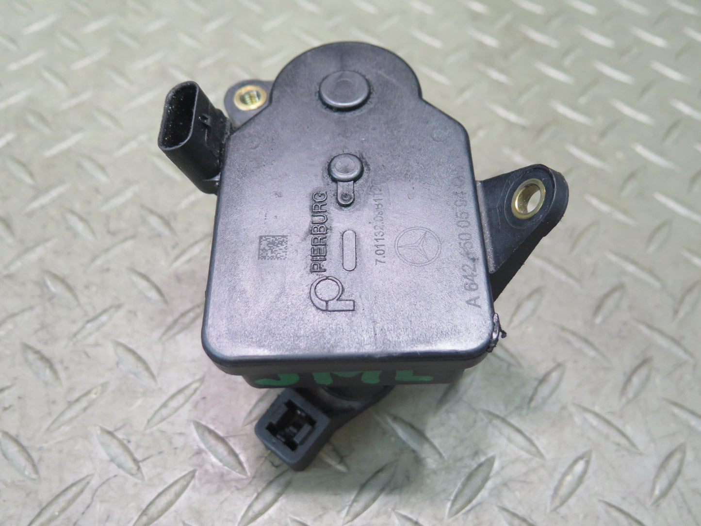 10-11 Mercedes W164 ML350 OM642 Diesel Engine Air Intake Flap Actuator OEM