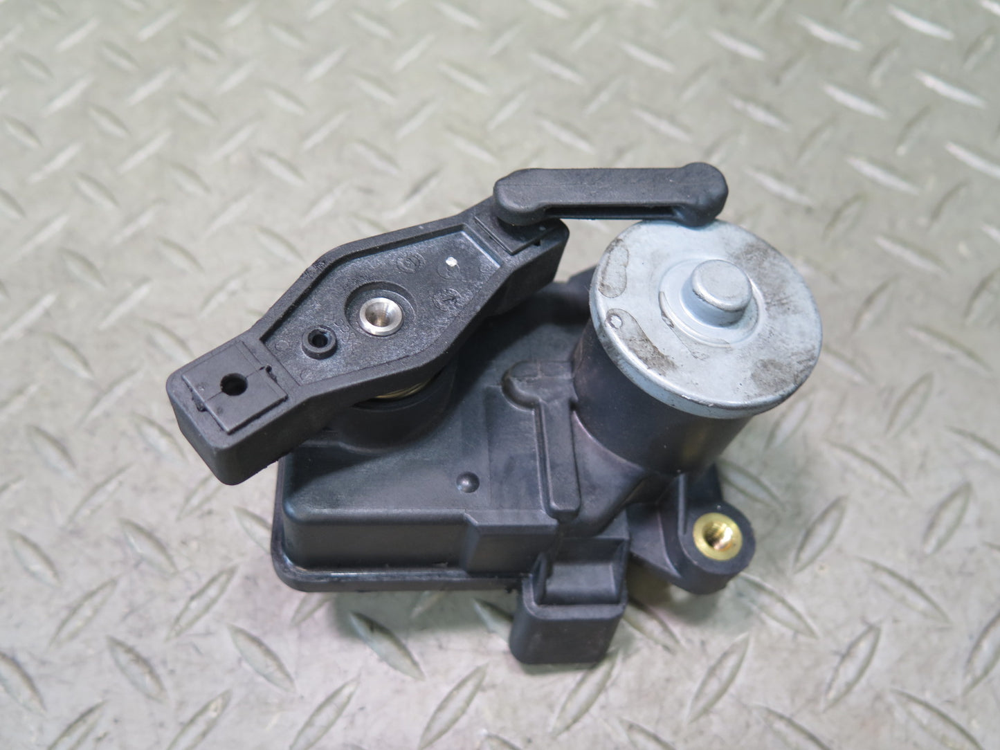 10-11 Mercedes W164 ML350 OM642 Diesel Engine Air Intake Flap Actuator OEM