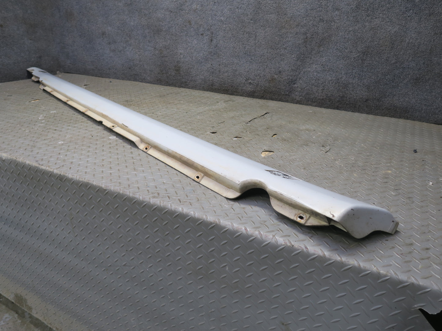 86-91 Mercedes W126 Set of 2 Left & Right Door Side Skirt Rocker Panel Gray OEM