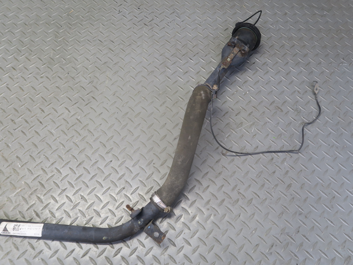 03-06 Chevrolet SSR Fuel Filler Neck Pipe w Fuel Cap 15147917 OEM