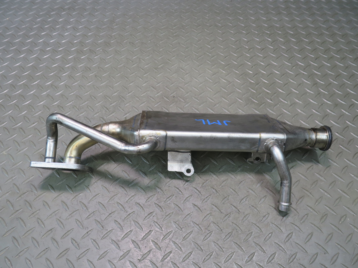 10-11 Mercedes W164 ML350 Diesel EGR Exhaust Gas Cooler 6421400275 OEM