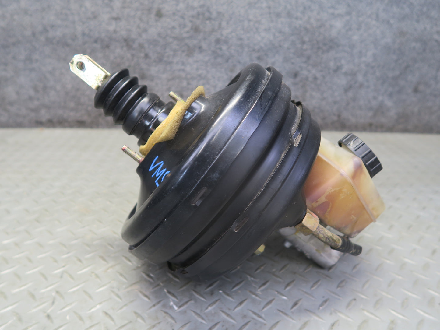 86-91 Mercedes W126 560SEL Brake Master Cylinder Booster Fluid Reservoir OEM