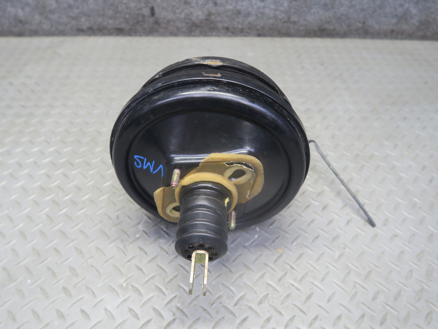 86-91 Mercedes W126 560SEL Brake Master Cylinder Booster Fluid Reservoir OEM