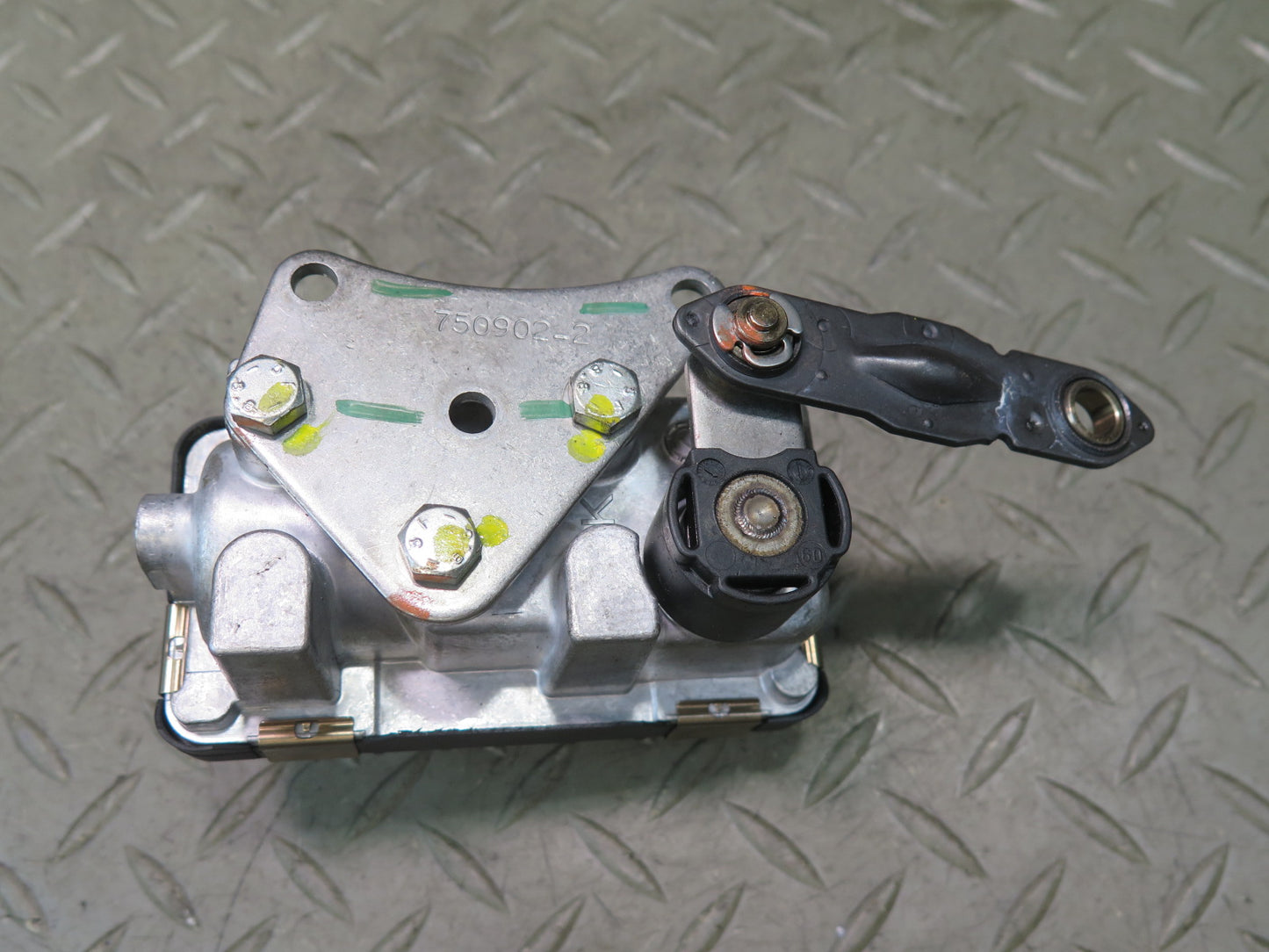 10-11 Mercedes W164 ML350 OM642 Diesel Bluetec Turbocharger Actuator Motor OEM