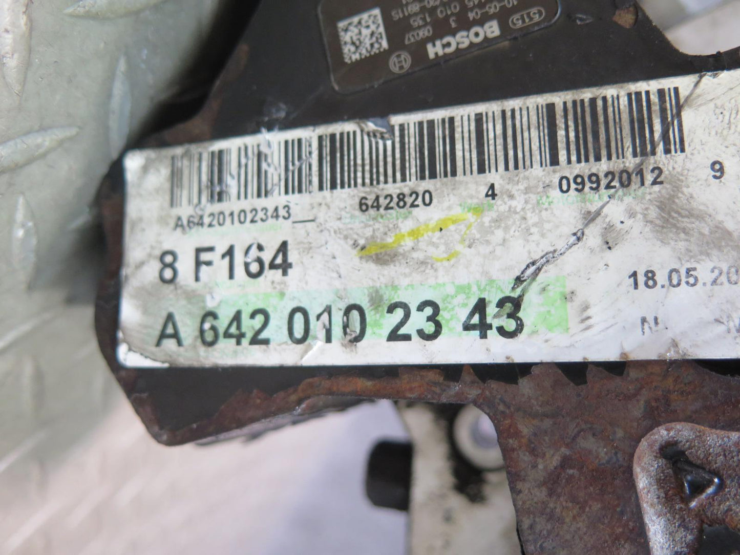 10-11 Mercedes W164 ML350 Diesel OM642 Diesel Engine High Pressure Fuel Pump OEM