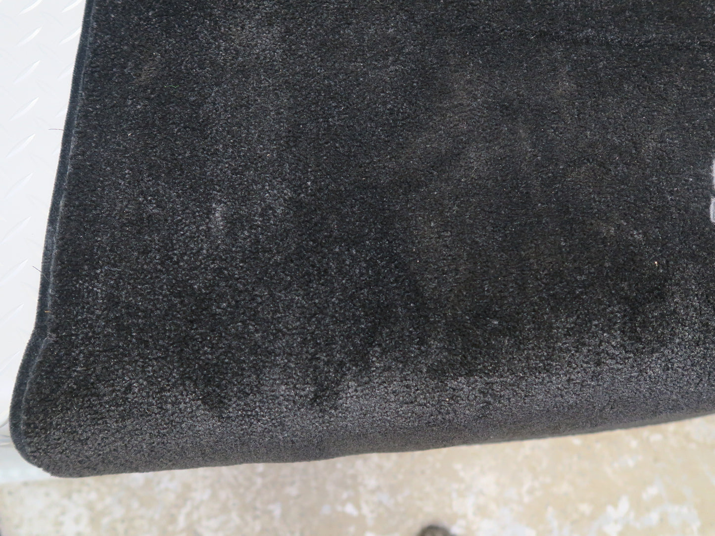 03-06 Chevrolet SSR Lloyd Mats Rear BED Floor Carpet Cover Black OEM