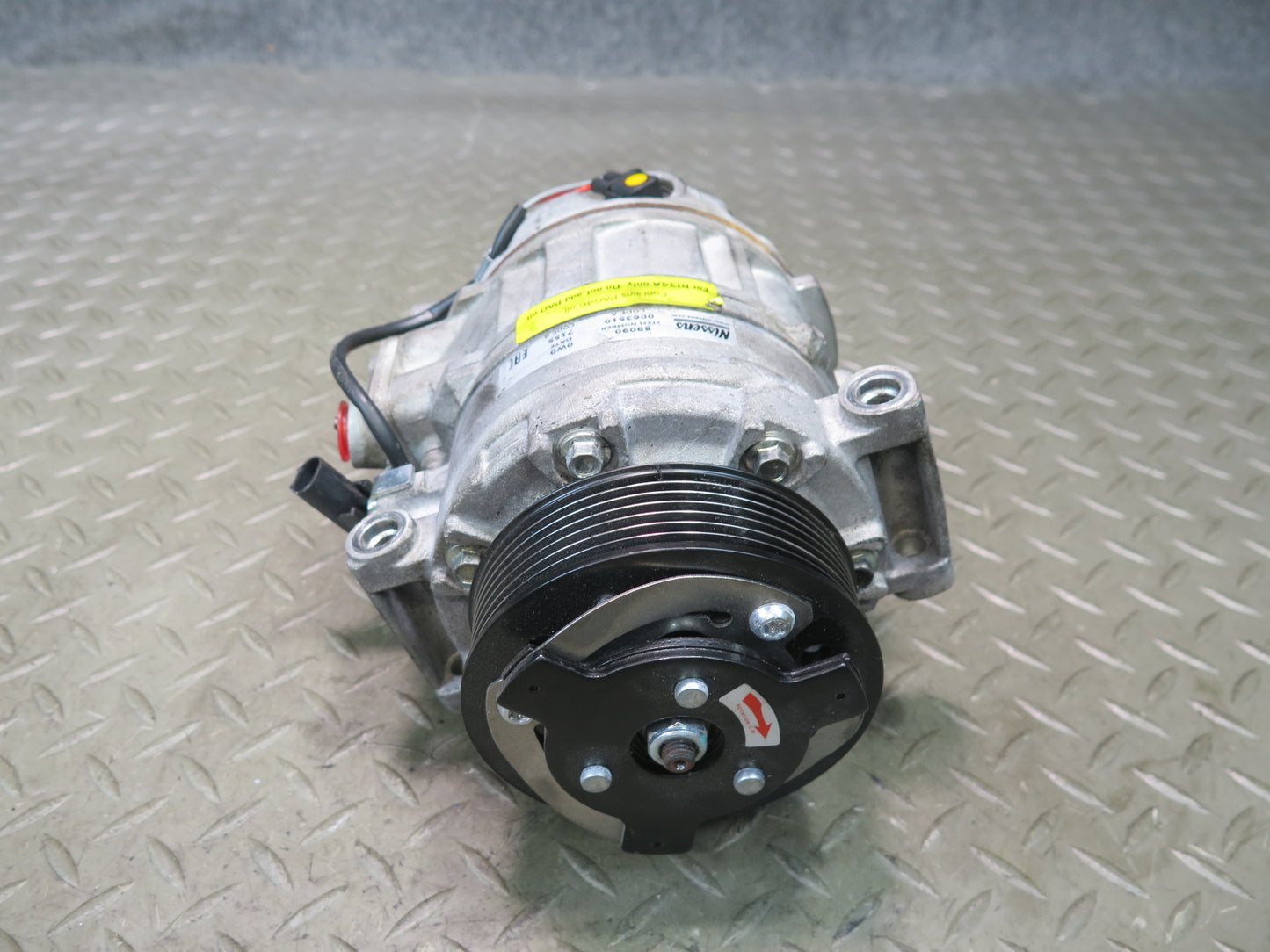 10-11 Mercedes W164 ML350 Bluetec Diesel A/C Air Conditioning Compressor