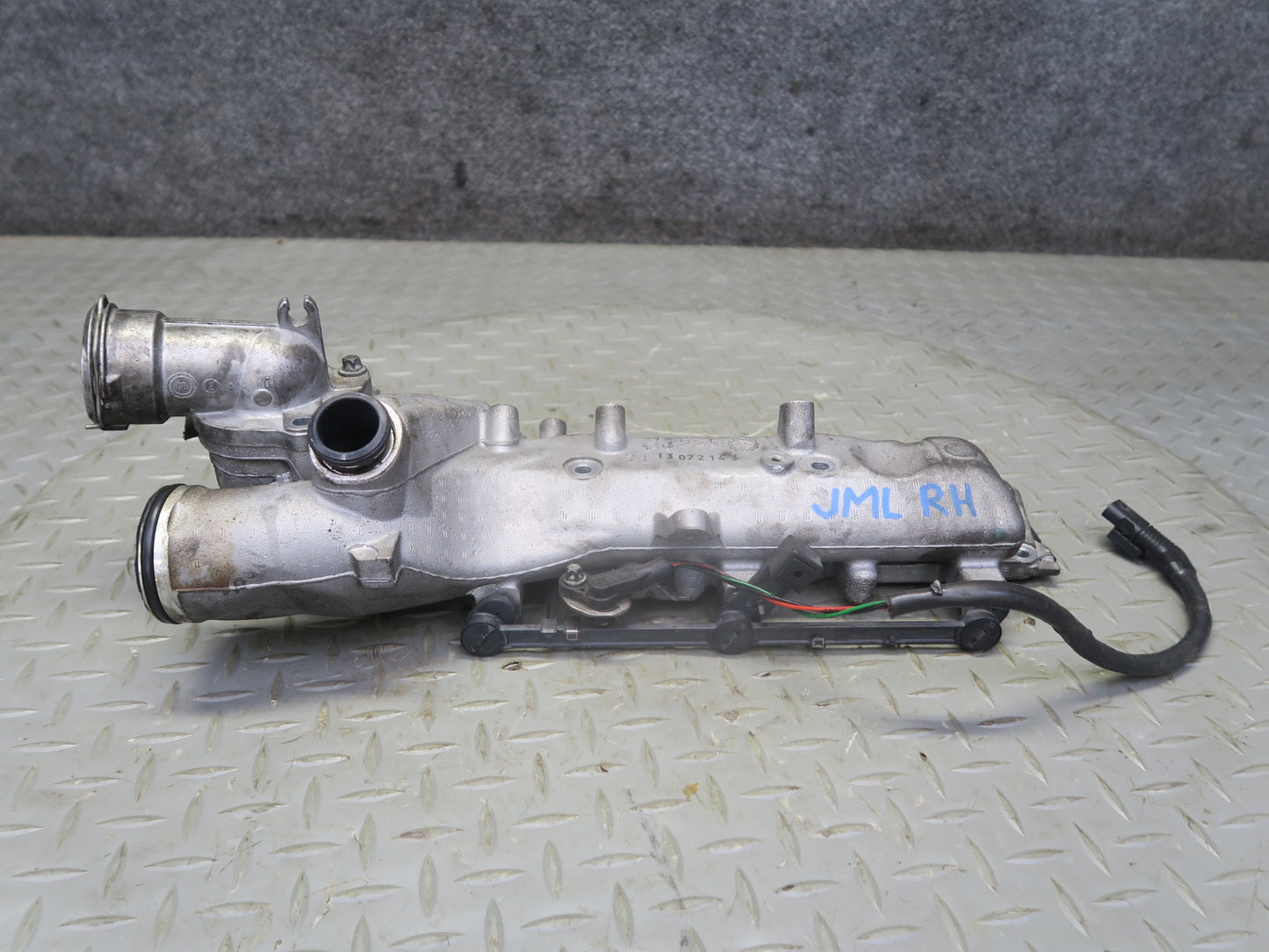 10-11 Mercedes W164 ML350 OM642 Diesel Right Engine Air Intake Manifold OEM