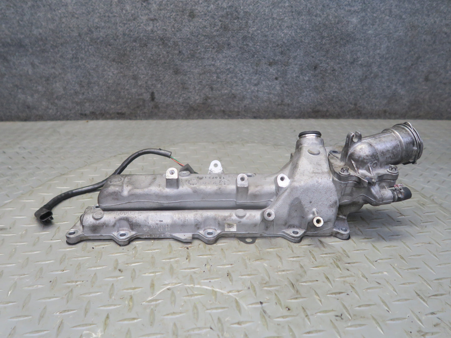 10-11 Mercedes W164 ML350 OM642 Diesel Right Engine Air Intake Manifold OEM
