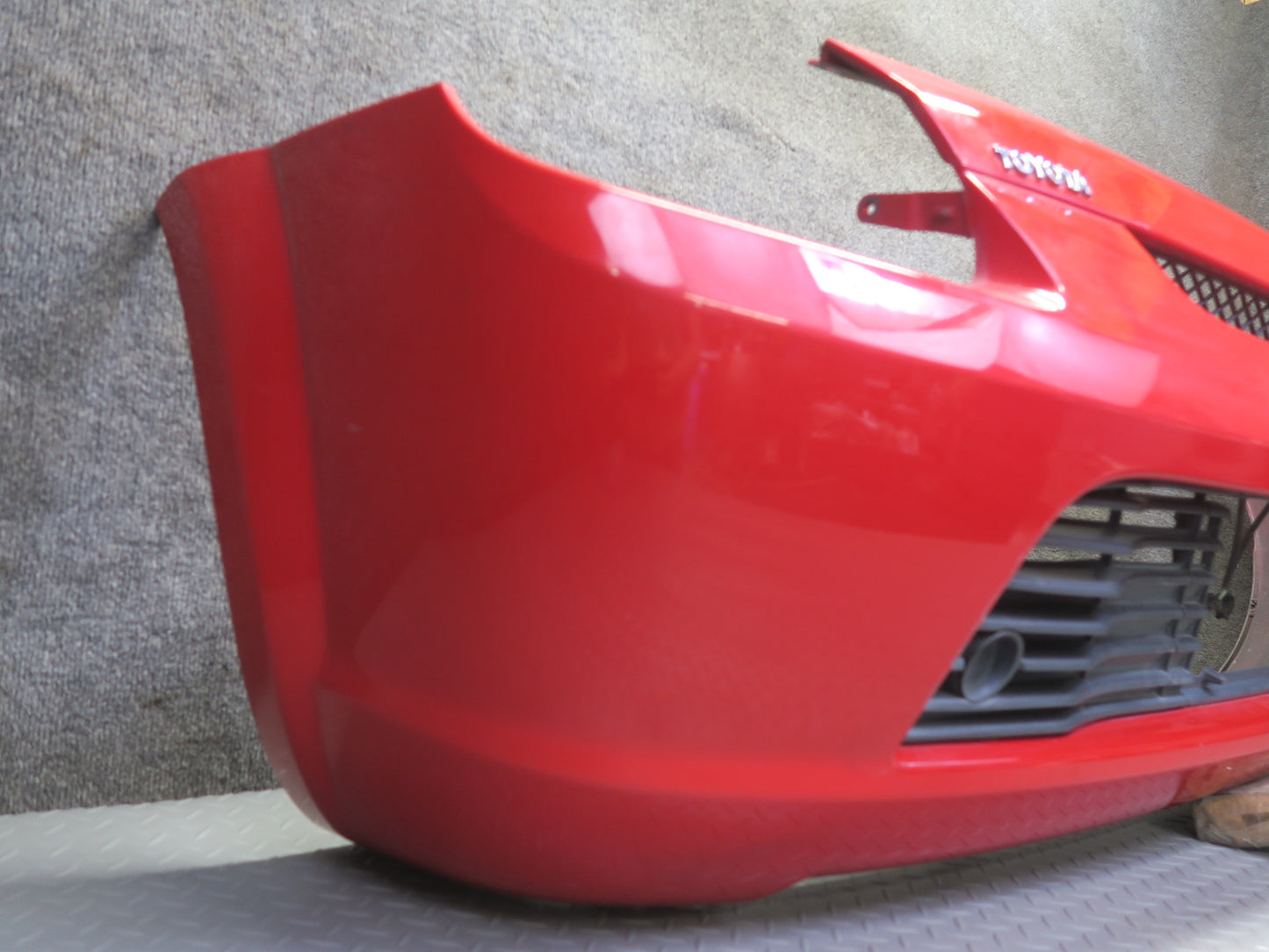 00-02 Toyota MR2 Spyder ZZW30L Rear Bumper Cover Absolutely RED OEM