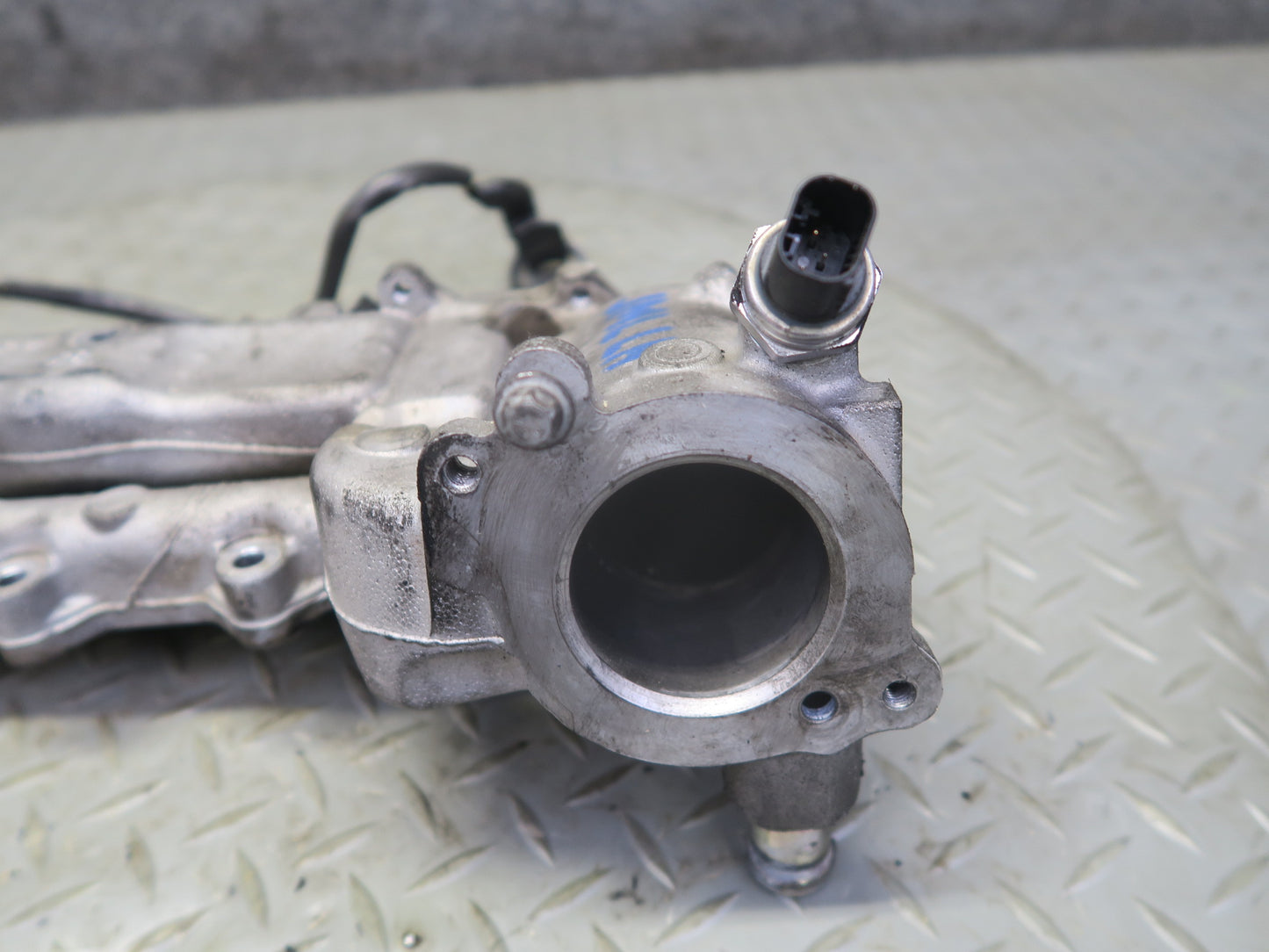 10-11 Mercedes W164 ML350 M642 Diesel Left Engine Air Intake Manifold OEM