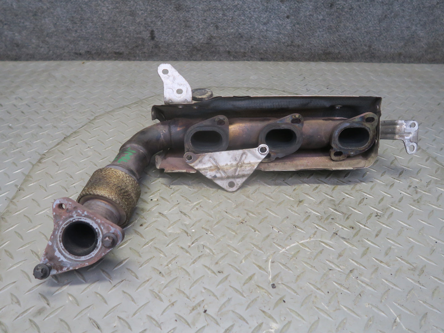 10-11 Mercedes W164 ML350 Diesel Bluetec Left & Right Exhaust Manifold Set OEM