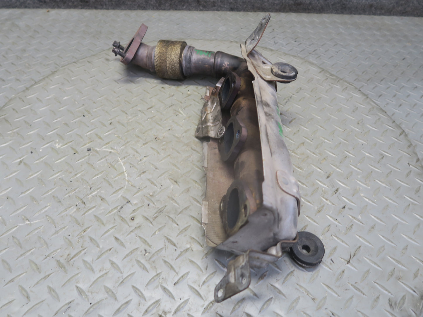 10-11 Mercedes W164 ML350 Diesel Bluetec Left & Right Exhaust Manifold Set OEM