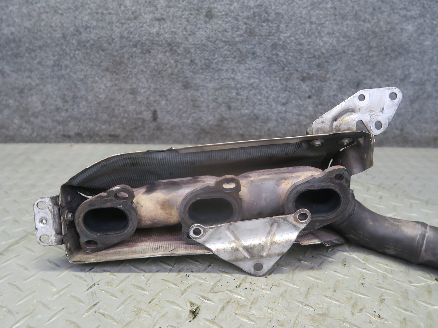 10-11 Mercedes W164 ML350 Diesel Bluetec Left & Right Exhaust Manifold Set OEM