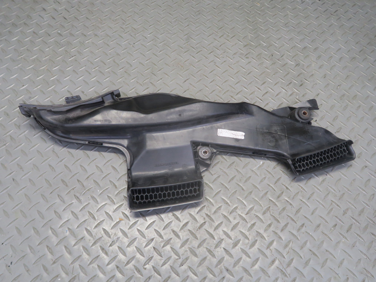 14-19 Mini Cooper S F54 F55 F56 F57 Engine Bay Air Intake Duct 7626564 OEM
