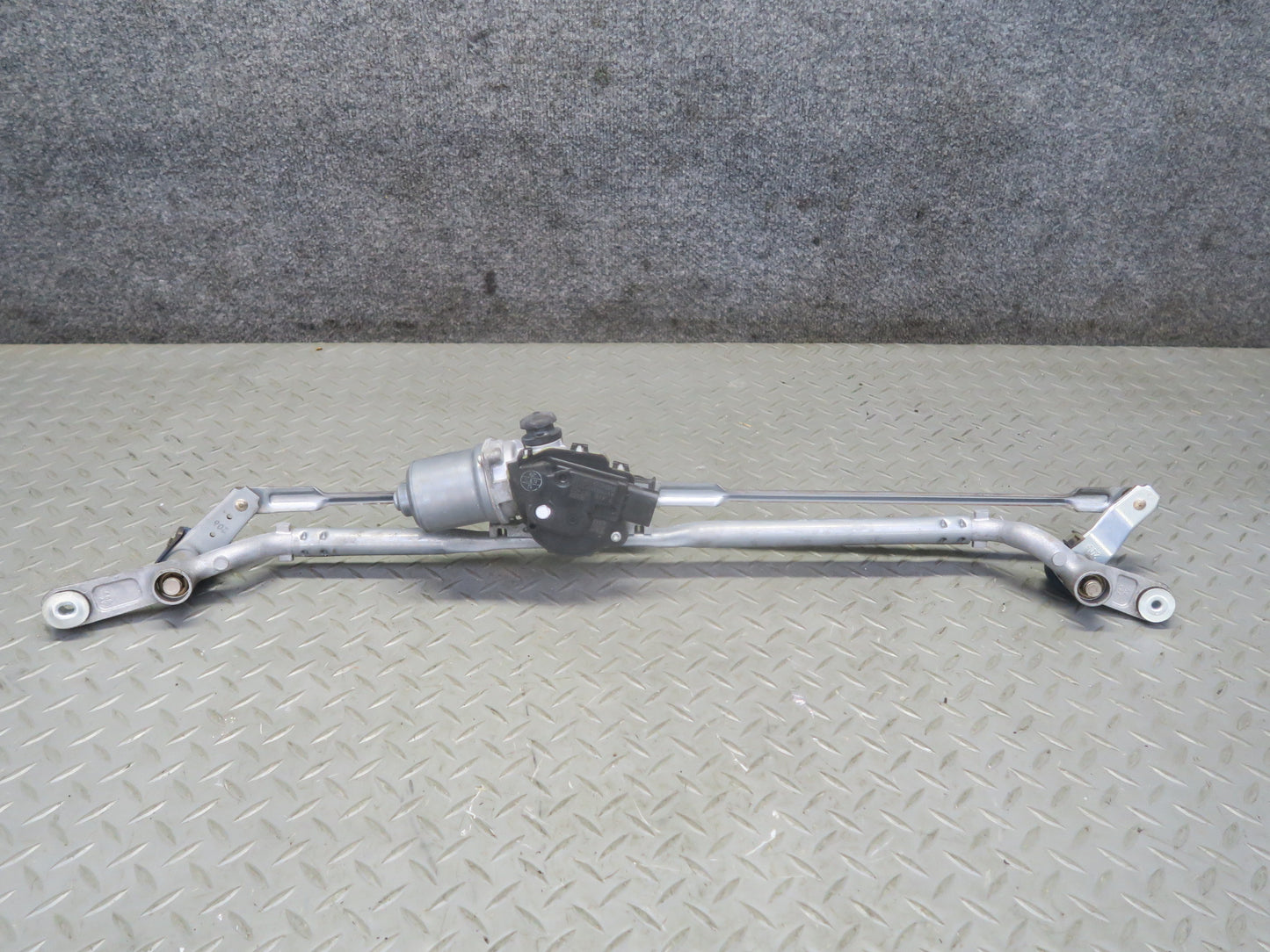14-24 Mini Cooper F55 F56 F57 Windshield Wiper Motor Transmission 7419787 OEM