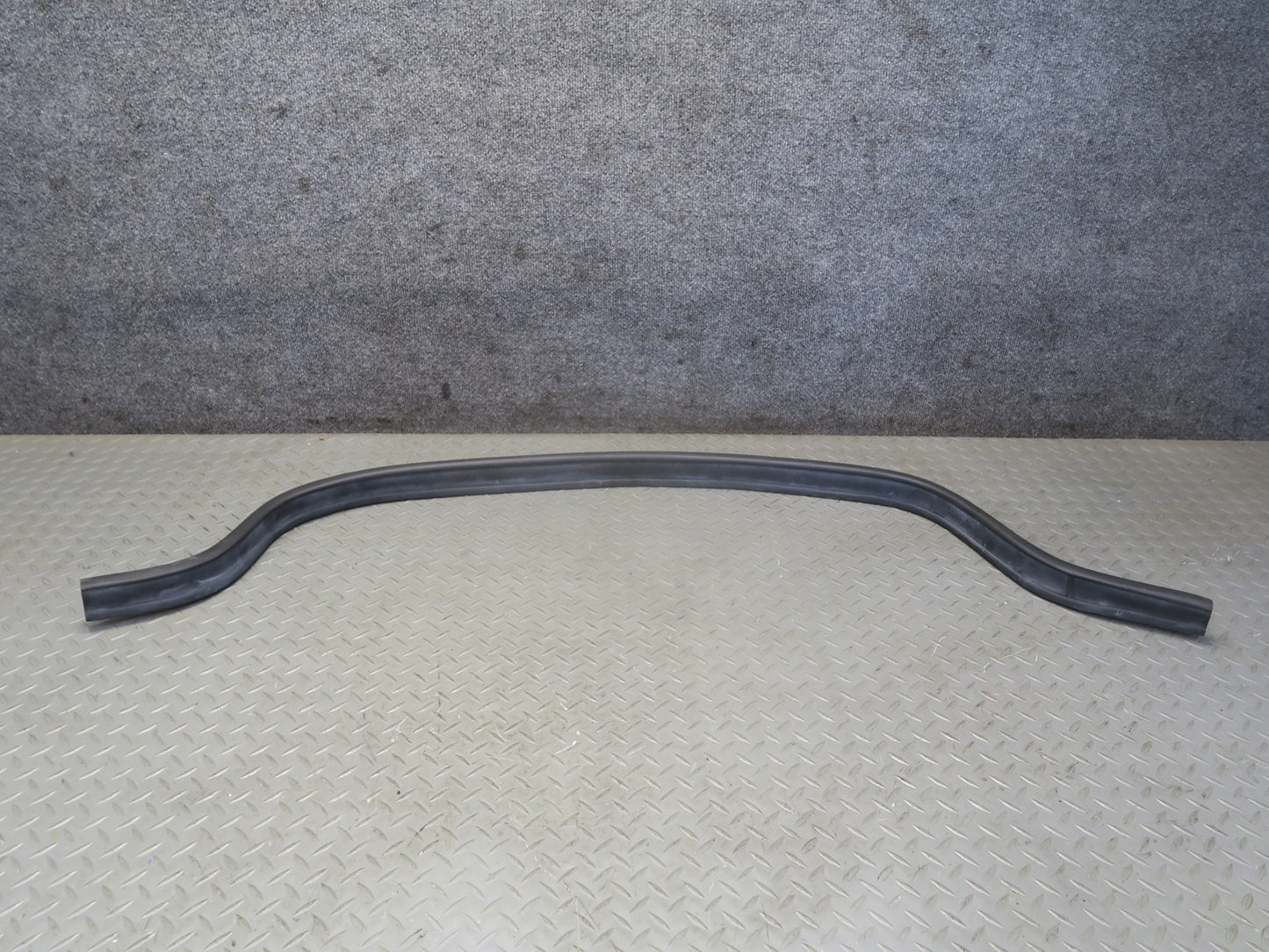 14-19 Mini Cooper S F55 F56 F57 Hood Bonnet Weatherstrip Rubber Seal OEM