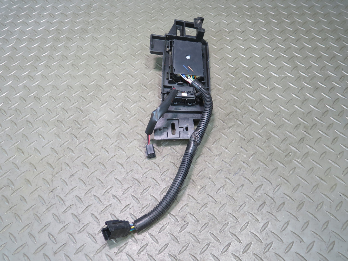 03-06 Chevrolet SSR Front Left Driver Seat Adjustment Memory Heated Switch OEM
