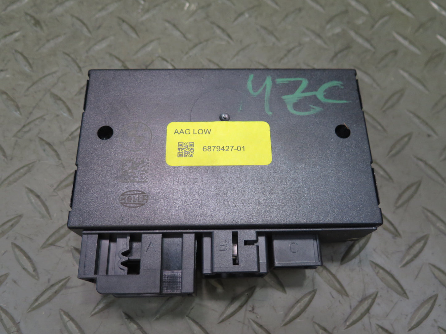 16-24 Mini Cooper F55 F56 F57 Trailer Hitch TOW Bar Control  Module 6879427 OEM
