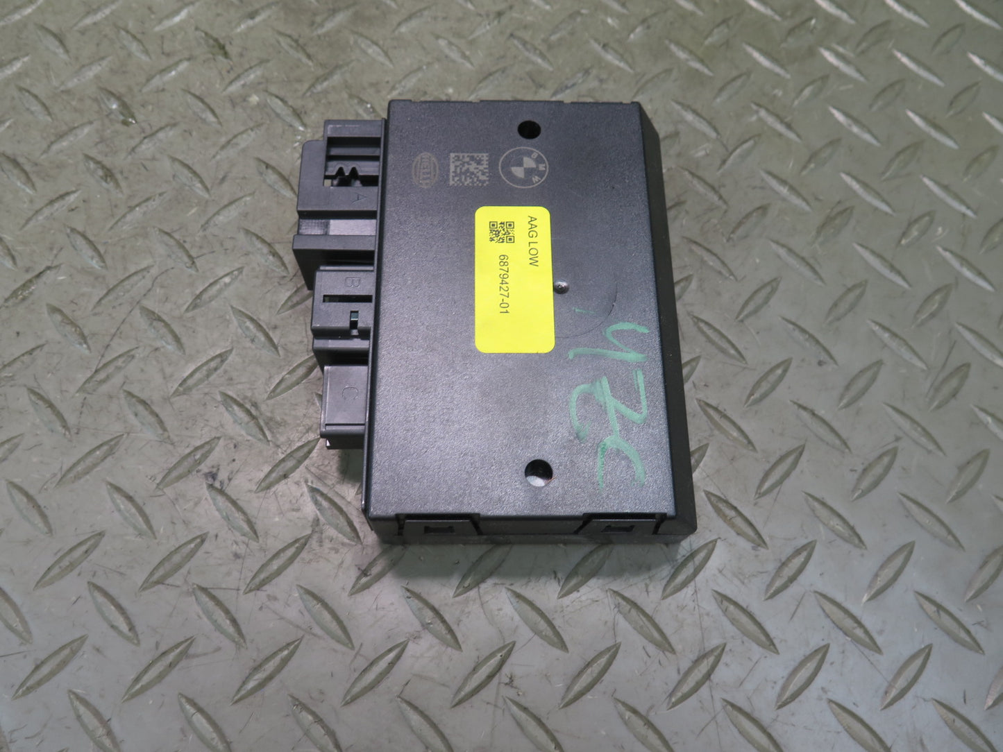 16-24 Mini Cooper F55 F56 F57 Trailer Hitch TOW Bar Control  Module 6879427 OEM