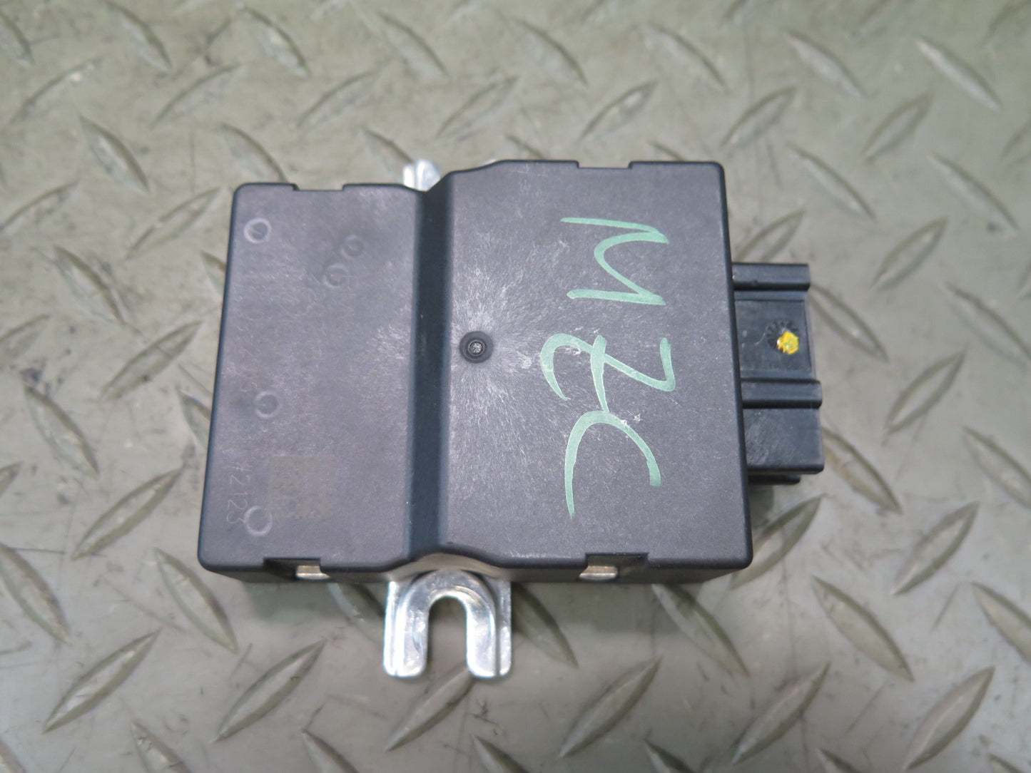14-24 Mini Cooper S F55 F56 F57 Fuel Pump Control Module 7404880 OEM