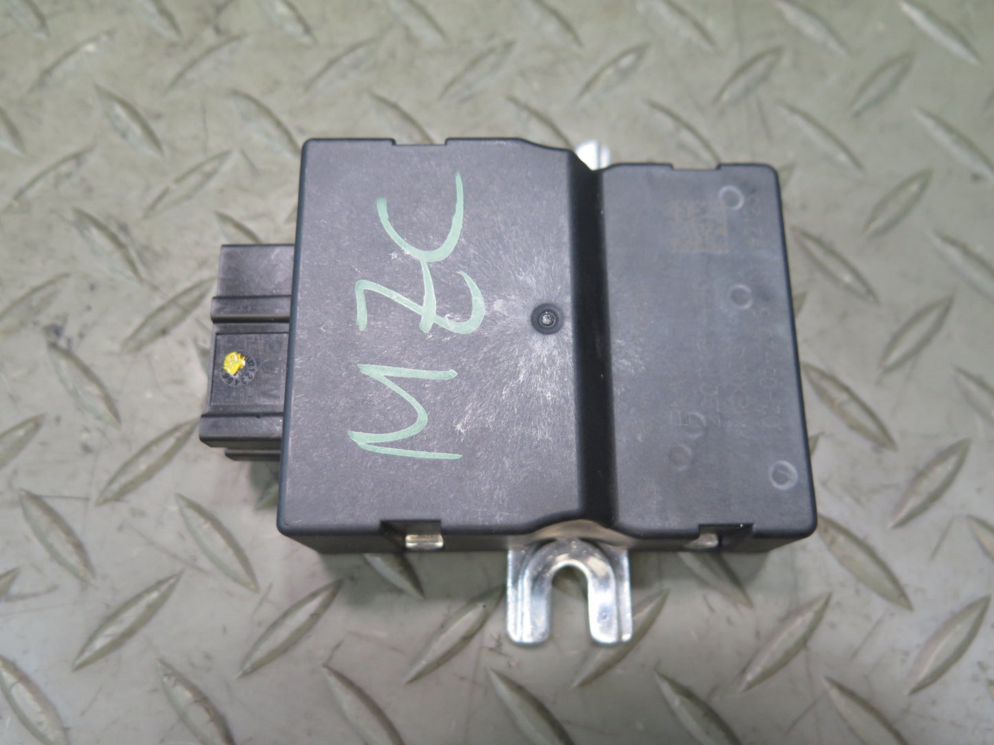 14-24 Mini Cooper S F55 F56 F57 Fuel Pump Control Module 7404880 OEM