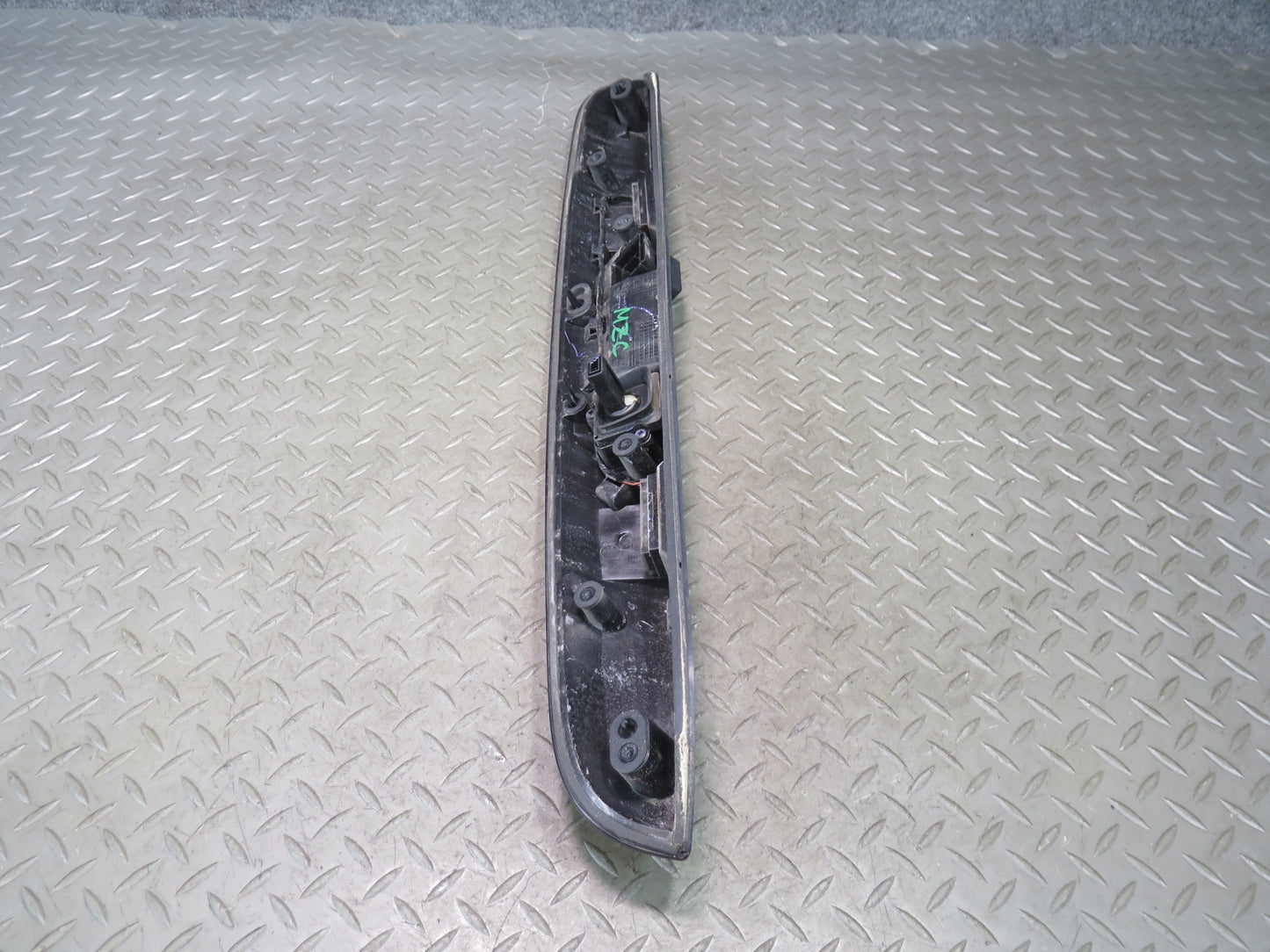 14-19 Mini Cooper S F55 F56 F57 Rear Trunk Deck Lid Grip 7362124 OEM