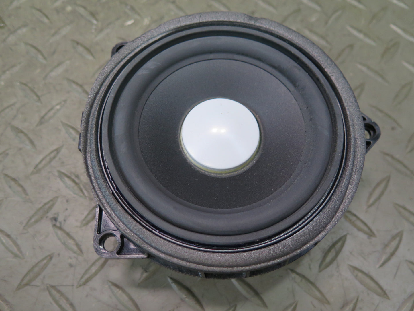 16-24 Mini Cooper F54 F55 F56 F57 Set of 2 Harman Kardon Audio Speaker OEM