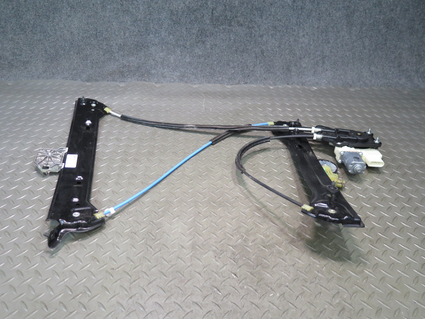 14-19 Mini Cooper F56 F57 Left Door Window Regulator w Motor 7296441 OEM