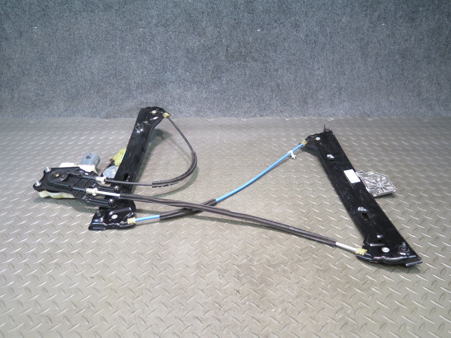 14-19 Mini Cooper F56 F57 Left Door Window Regulator w Motor 7296441 OEM