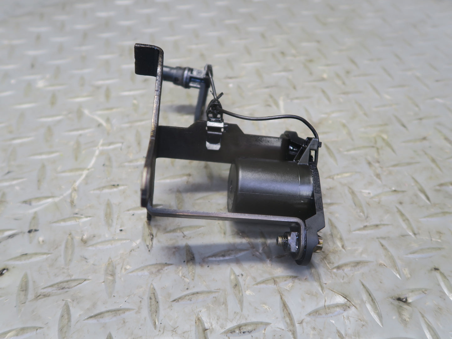 10-11 Mercedes W164 ML350 OM642 Bluetec Oil Level Pressure Switch Sensor OEM